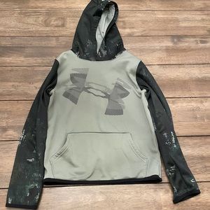 Youth Boys Medium Under Armor Hoodie